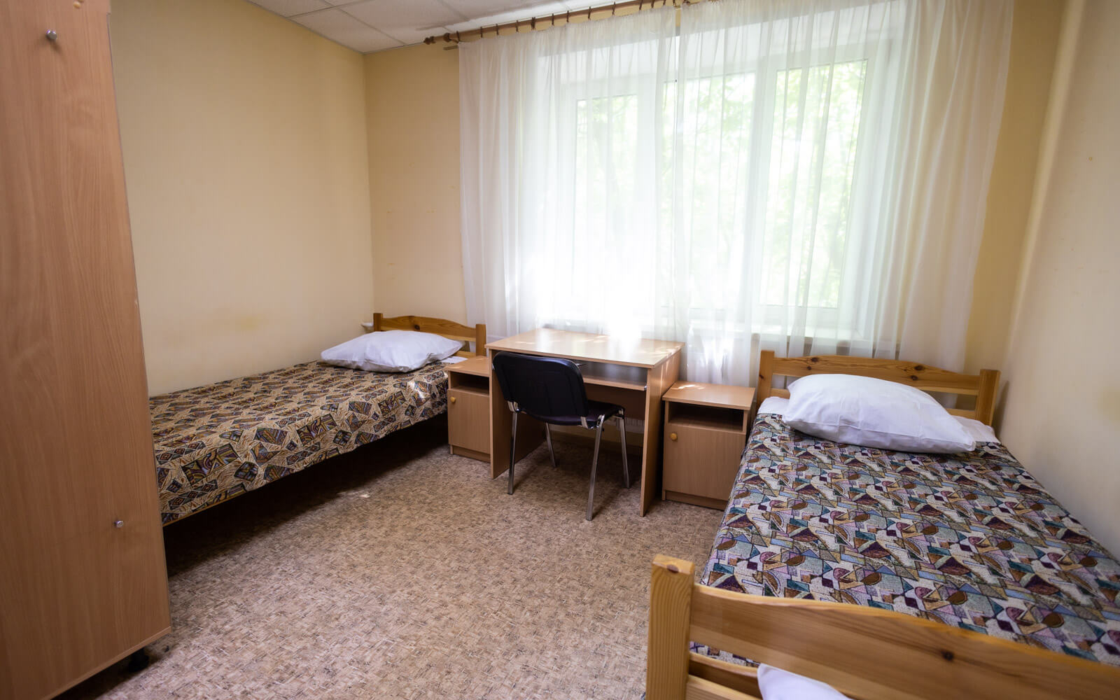 Общежития в Студгородке МАИ предоставляют доступ к современным технологиям, включая беспроводной интернет.