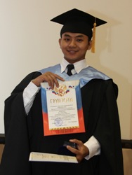 Вручение дипломов иностранным выпускникам МАИ